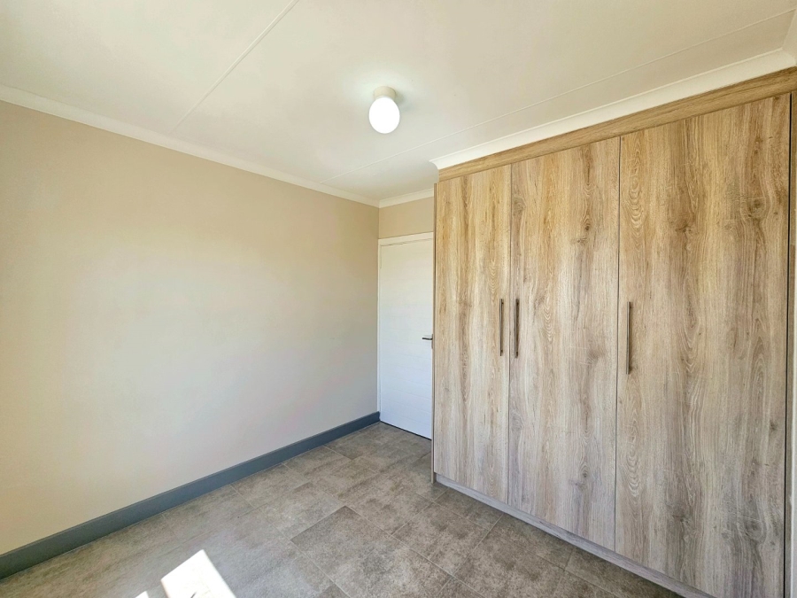 2 Bedroom Property for Sale in Heidedal Free State